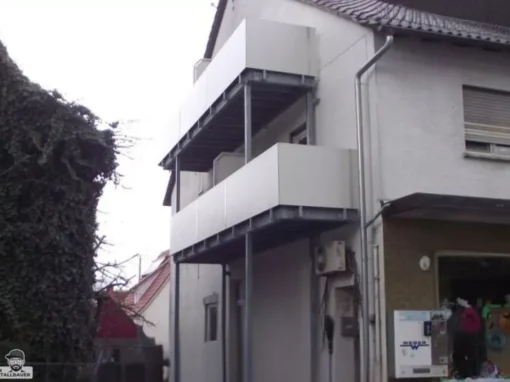 Balkonanlage Stahl Verzinkt HPL Platten Verkleidet