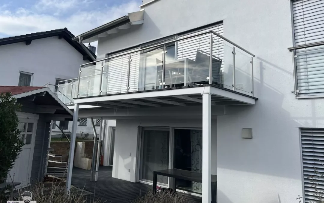 Anbaubalkon Stahl Verzinkt Pulverbeschichtet Gelaender Edelstahlpfosten Glasfuellung