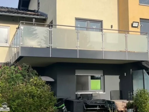 Flachstahl Balkongelaender Pulverbeschichtet