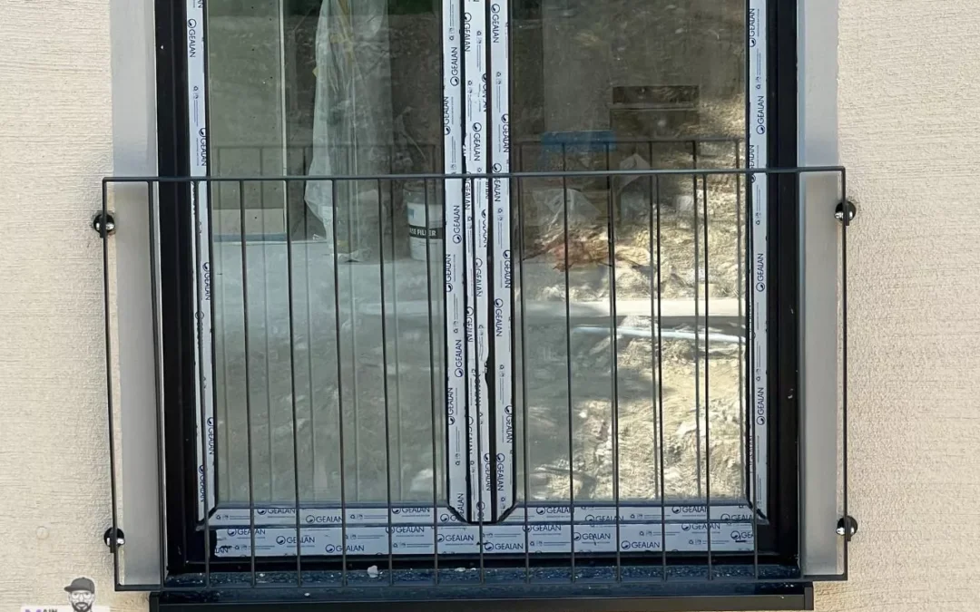Franzoesicher Balkon Aus Flachstahl Pulverbeschichtet In Anthrazit