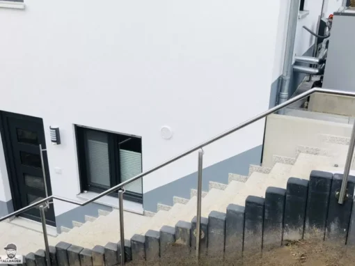 Edelstahlhandlauf mit Pfosten