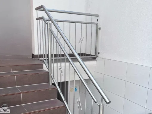 Edelstahltreppengelaender Mmt Musterstaeben