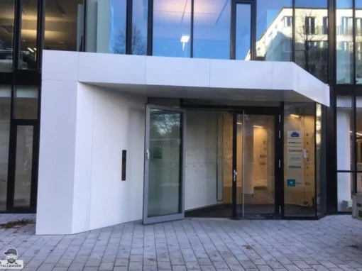 Alluminium Eingangsueberdachung Vordach Mit Seitenwand