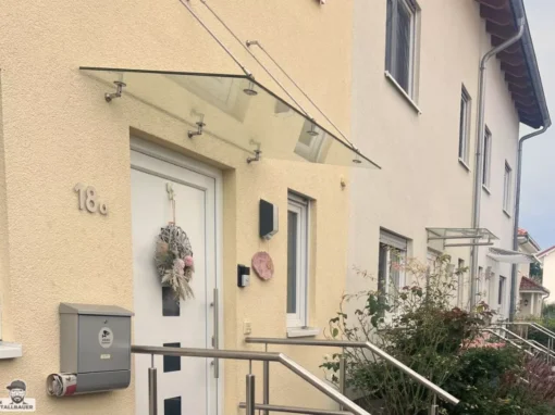 Glasvordach Freitragend