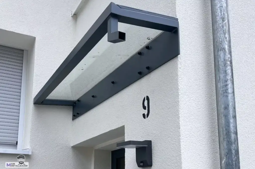 Vordach Pulverbeschichtetem Aluminium mit Integrierter Regenrinne Vordach pulverbeschichtetem Aluminium mit integrierter Regenrinne