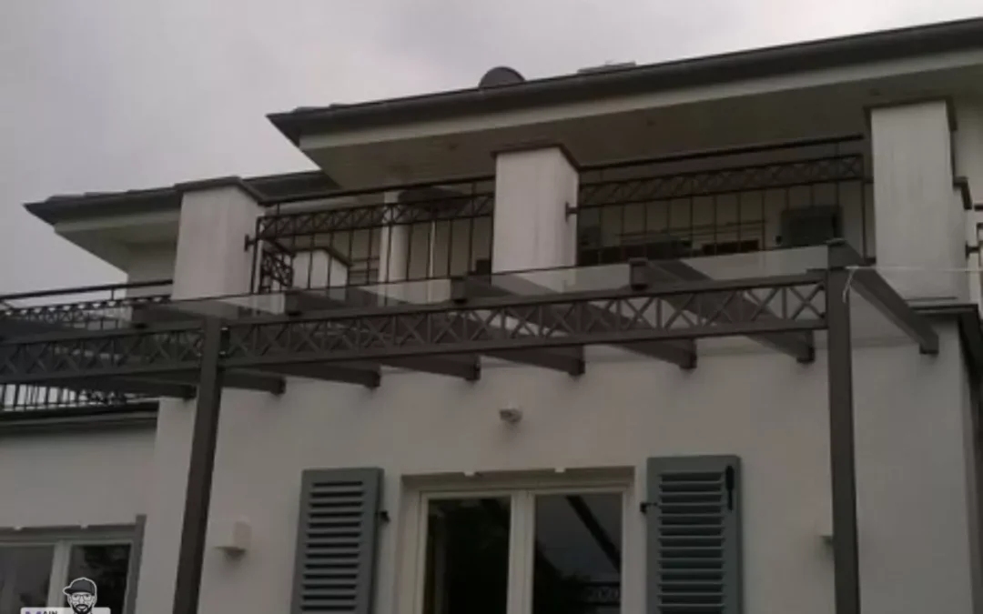 Terrassenuberdachung Aus Stahl Mit Glasdach